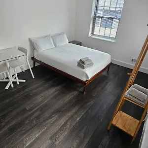  Apartment Queens Place - 3 Bedroom
